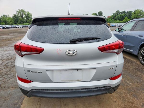 2018 HYUNDAI TUCSON SE Standard