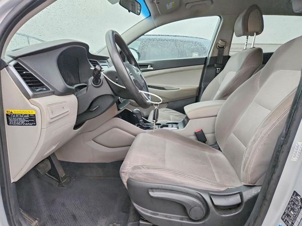 2018 HYUNDAI TUCSON SE Standard
