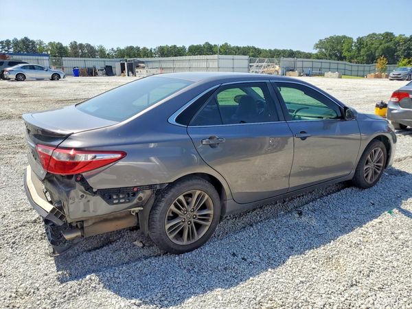 2017 TOYOTA CAMRY