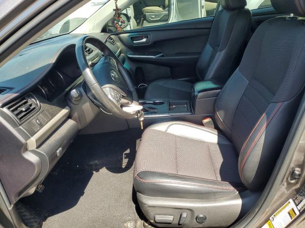 2017 TOYOTA CAMRY