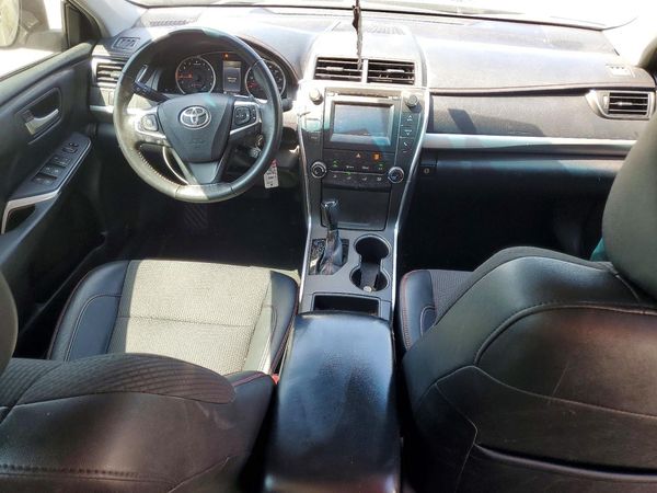 2017 TOYOTA CAMRY