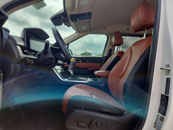 2024 KIA CARNIVAL SX, SX Prestige