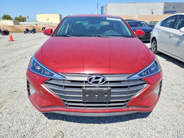 2019 HYUNDAI ELANTRA SE
