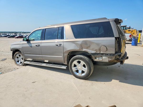 2017 CHEVROLET SUBURBAN LT