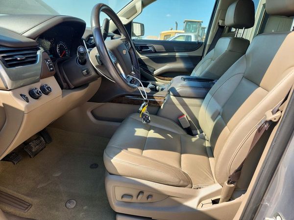 2017 CHEVROLET SUBURBAN LT