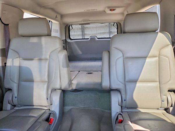 2017 CHEVROLET SUBURBAN LT