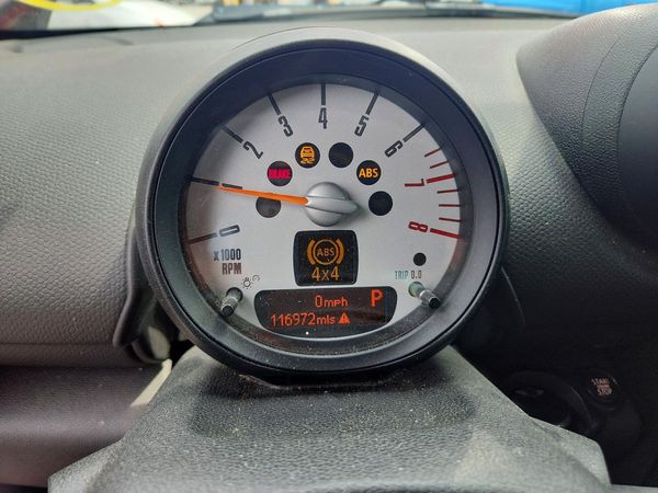 2014 MINI COOPER