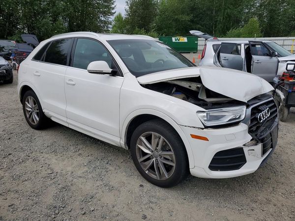 2016 AUDI Q3 quattro Premium Plus