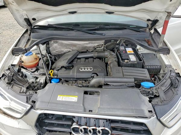 2016 AUDI Q3 quattro Premium Plus