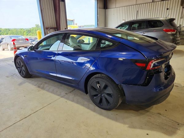 2025 TESLA MODEL 3