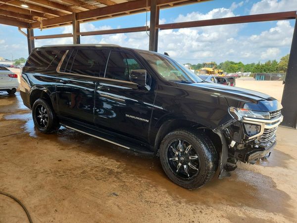 2021 CHEVROLET SUBURBAN LT
