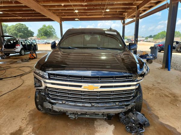 2021 CHEVROLET SUBURBAN LT