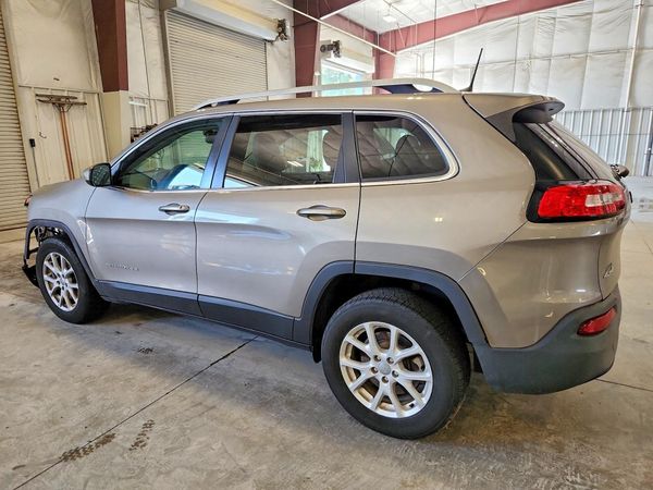 2016 JEEP CHEROKEE LATITUDE 4X4