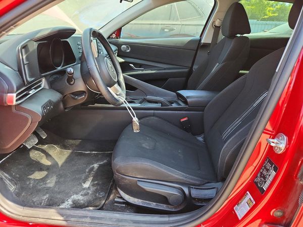 2021 HYUNDAI ELANTRA