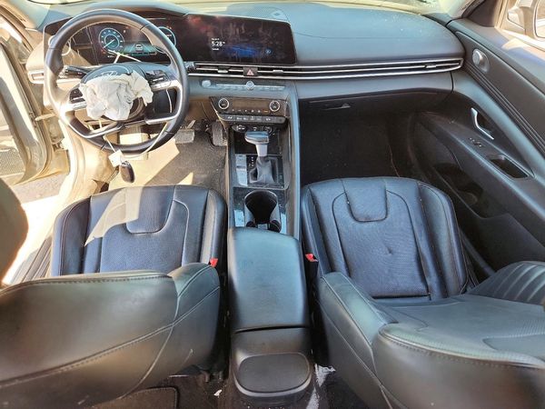 2023 HYUNDAI ELANTRA