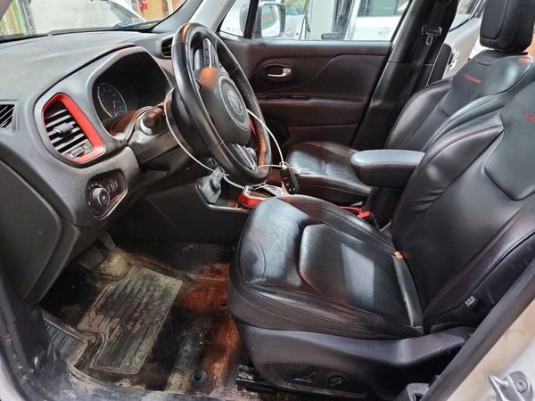2018 JEEP RENEGADE TRAILHAWK 4X4