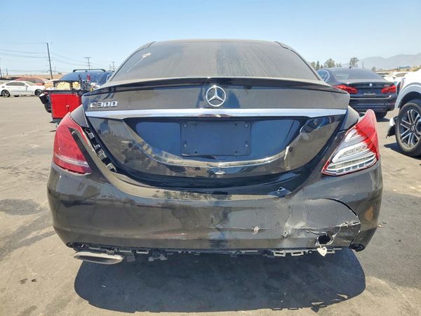2015 MERCEDES-BENZ C Base