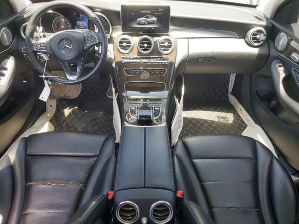 2015 MERCEDES-BENZ C Base