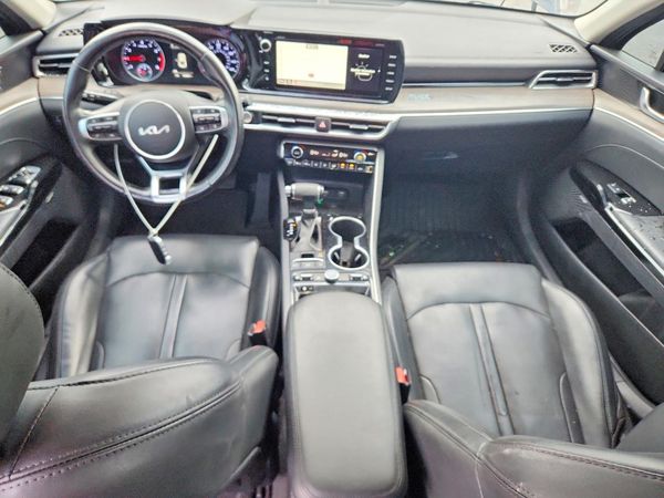 2022 KIA K5