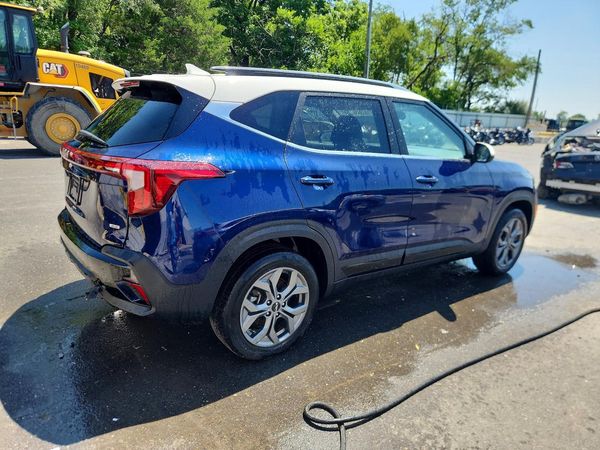 2024 KIA SELTOS S, X-Line