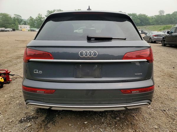 2023 AUDI Q5 quattro Premium Plus