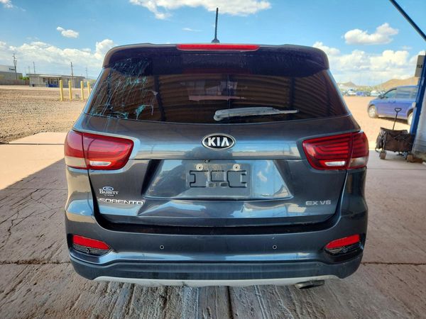 2020 KIA SORENTO