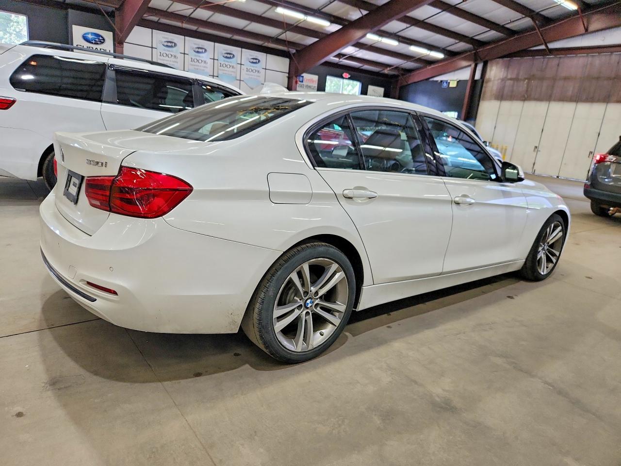 2017 BMW 330 SA