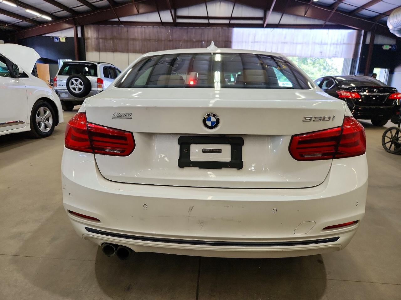 2017 BMW 330 SA