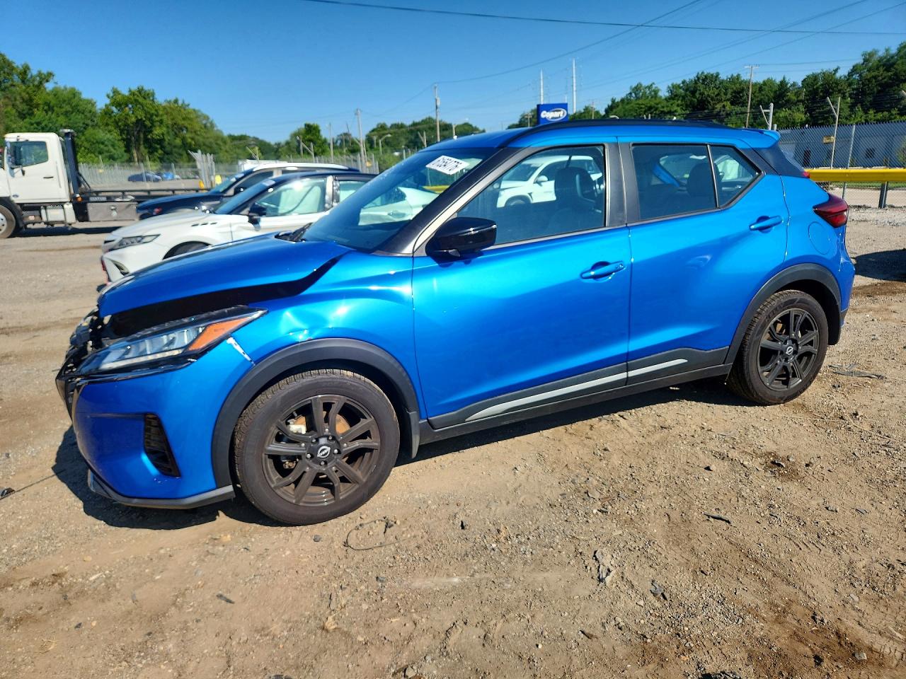 2023 NISSAN KICKS SR