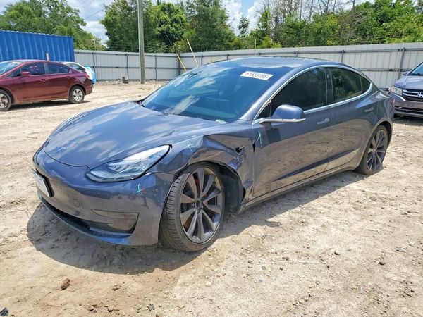 2020 TESLA MODEL 3 — Front 3/4