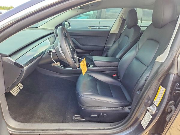 2020 TESLA MODEL 3 — DENT