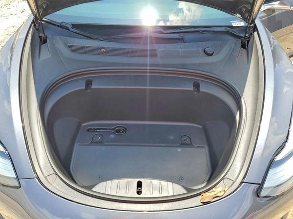 2020 TESLA MODEL 3 — Engine bay