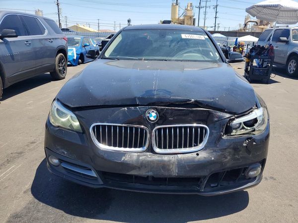 2016 BMW 528