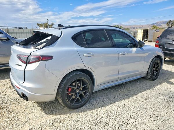 2021 ALFA ROMEO STELVIO