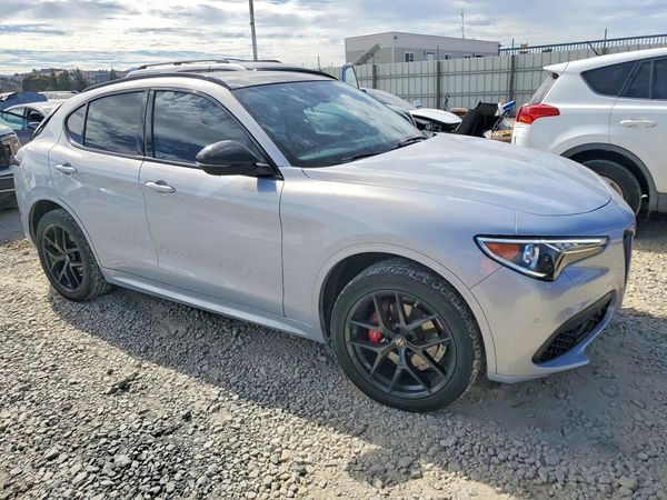 2021 ALFA ROMEO STELVIO