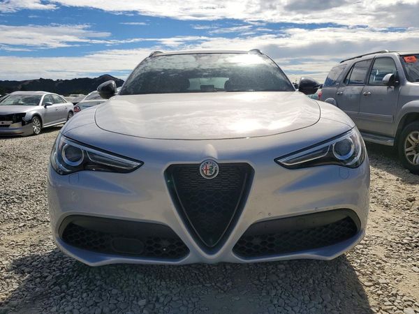 2021 ALFA ROMEO STELVIO
