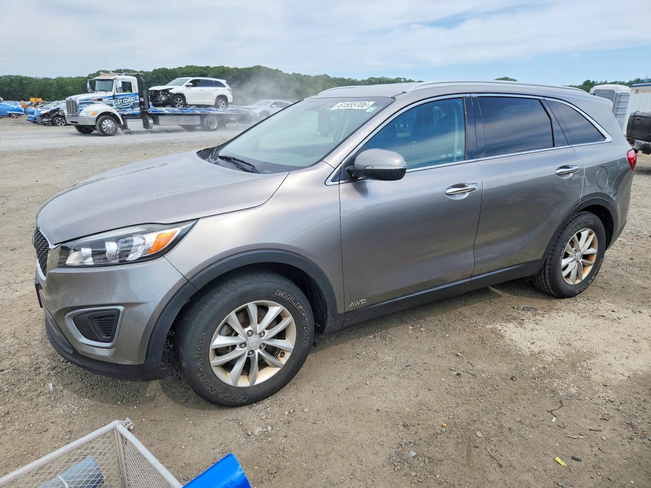 2017 KIA SORENTO L, LX