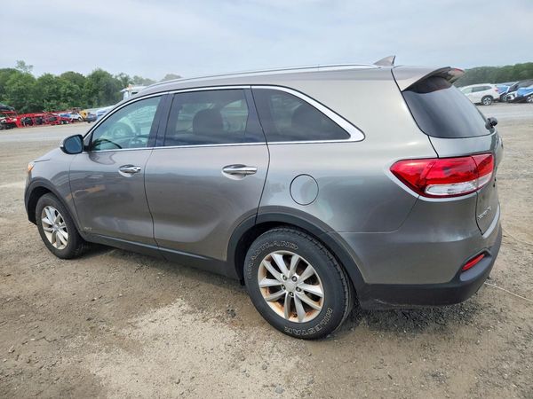 2017 KIA SORENTO L, LX