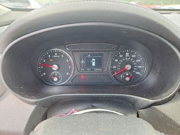 2017 KIA SORENTO L, LX