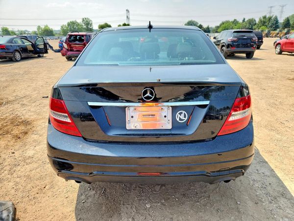 2014 MERCEDES-BENZ C C300 4 MATIC