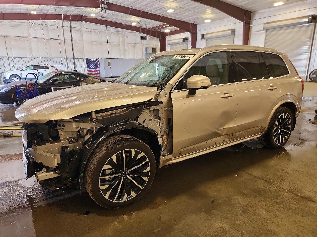 2025 VOLVO XC90 Ultra