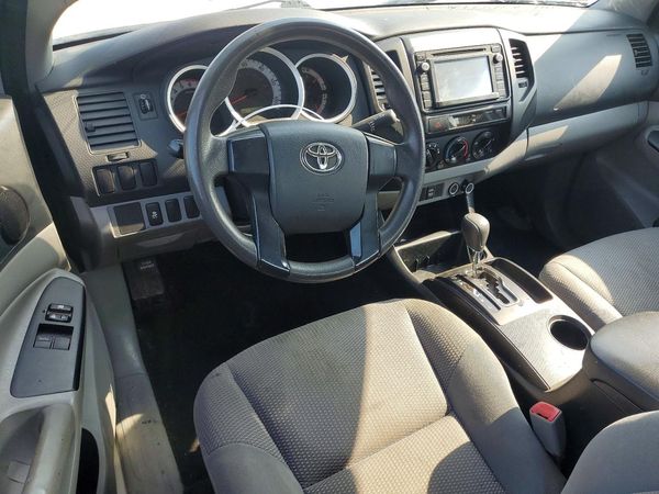 2014 TOYOTA TACOMA Delux Grade