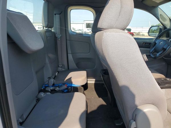 2014 TOYOTA TACOMA Delux Grade