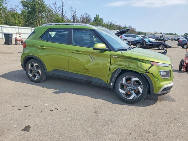 2024 HYUNDAI VENUE SEL / Limited