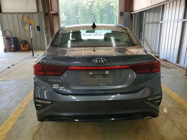 2021 KIA FORTE FE, LXS