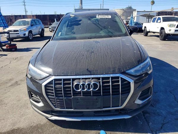 2020 AUDI Q3 quattro Premium