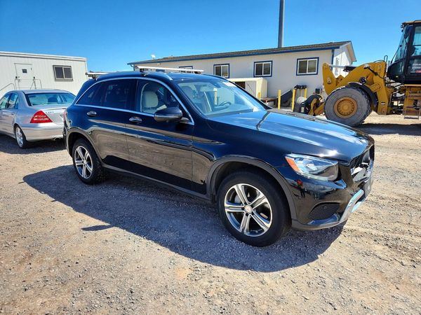 2016 MERCEDES-BENZ GLC GLC300