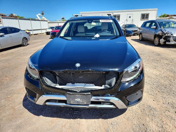 2016 MERCEDES-BENZ GLC GLC300