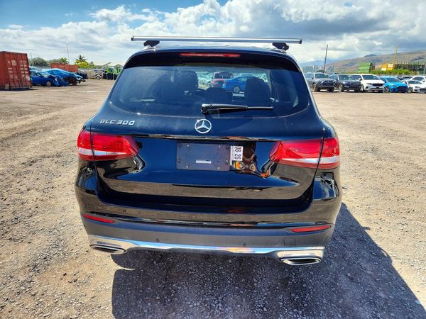 2016 MERCEDES-BENZ GLC GLC300