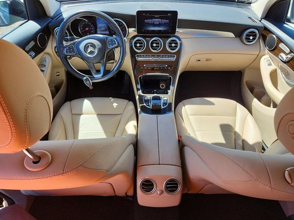 2016 MERCEDES-BENZ GLC GLC300